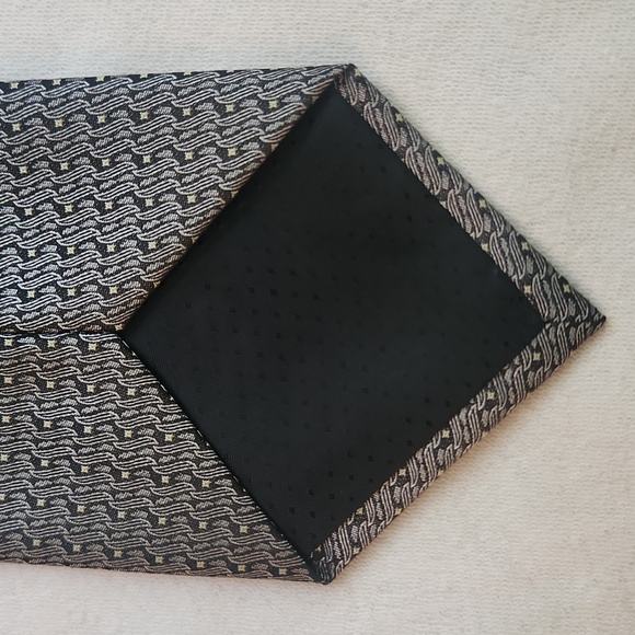 Dolce necktie - Picture 3 of 4